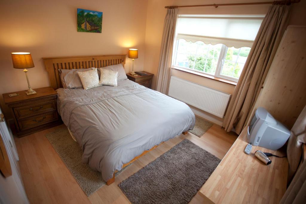 Strand'S End House Rooms Only, No Breakfast Served Cahersiveen Exterior photo