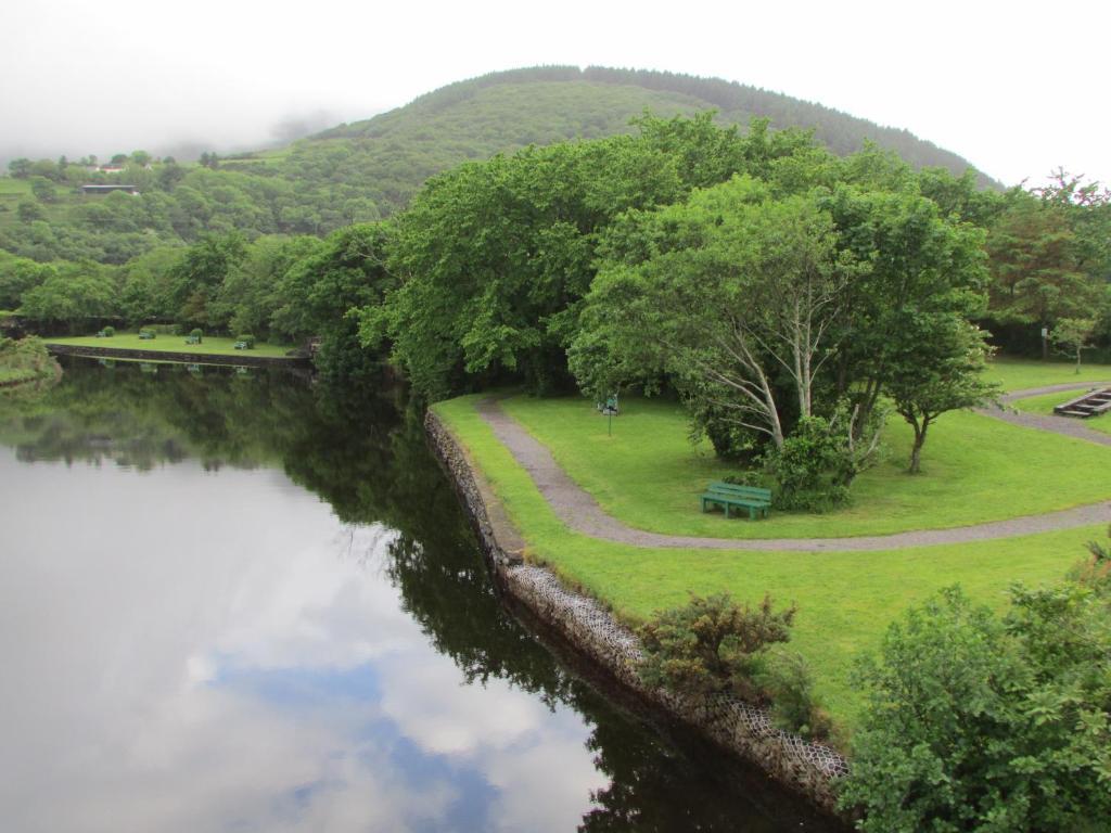 Strand'S End House Rooms Only, No Breakfast Served Cahersiveen Exterior photo